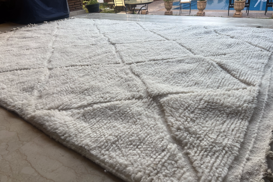 Serenity - Authentic white handwoven wool rug - 300 x 200 cm